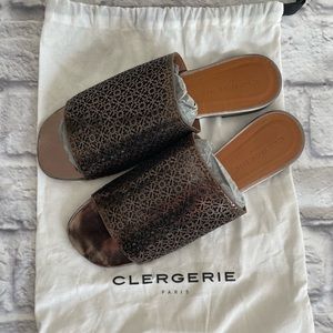 Robert Clergerie bronze leather slide sandal